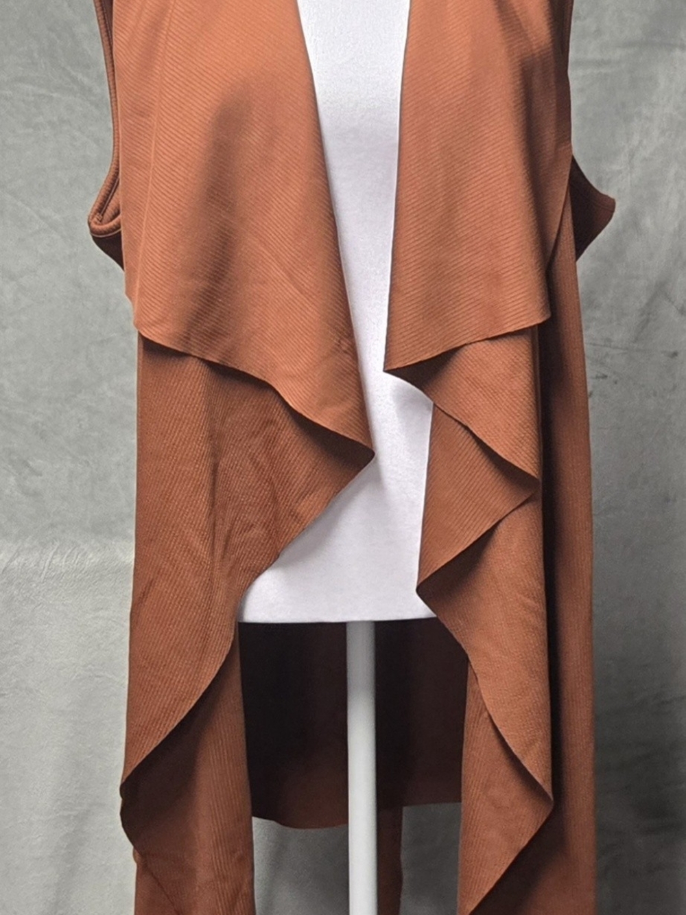 SHEIN Rust Draped Open-Front Sleeveless Vest